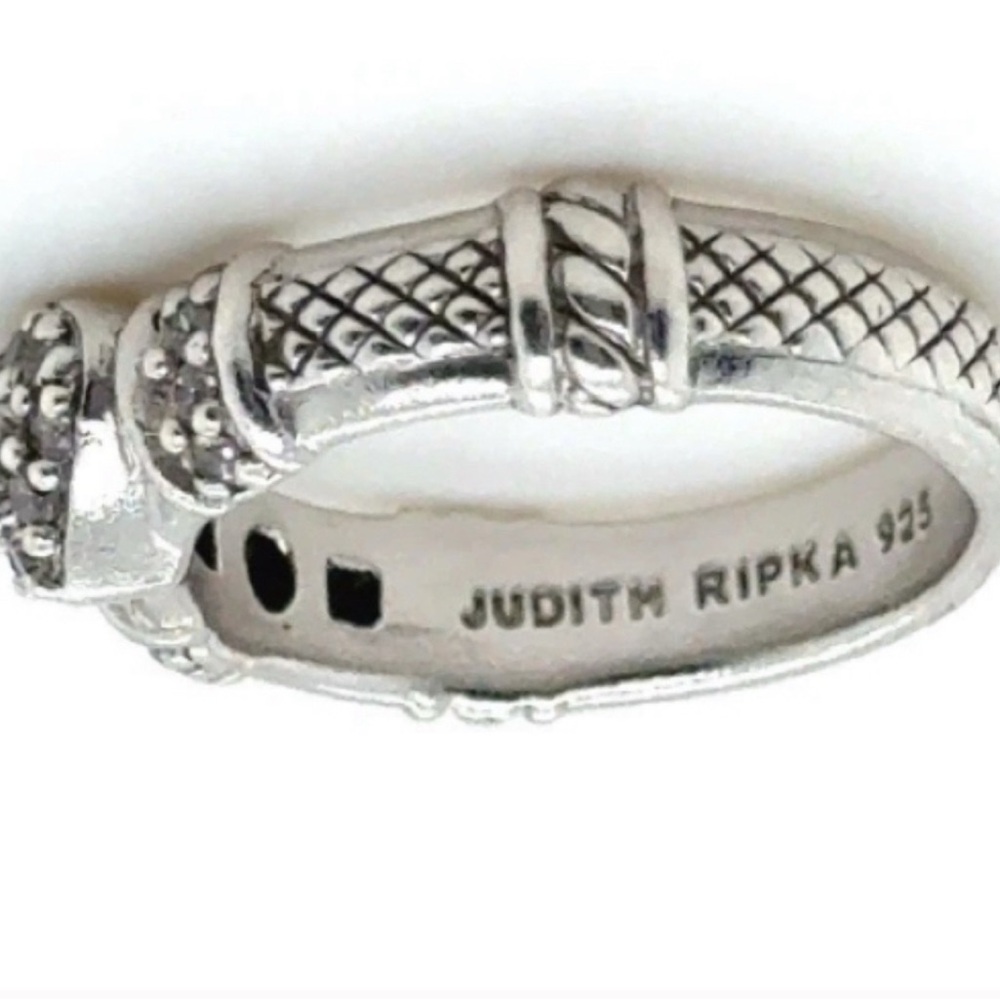 Judith Ripka Silver Heart Ring with Clear Stones - Picture 4 of 4
